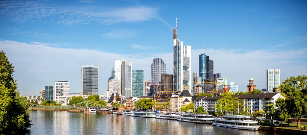 Frankfurt Skyline Maklerkauf